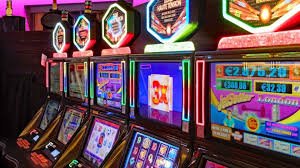 yoktogel link Domino QQ live dealer table with multiple camera angles